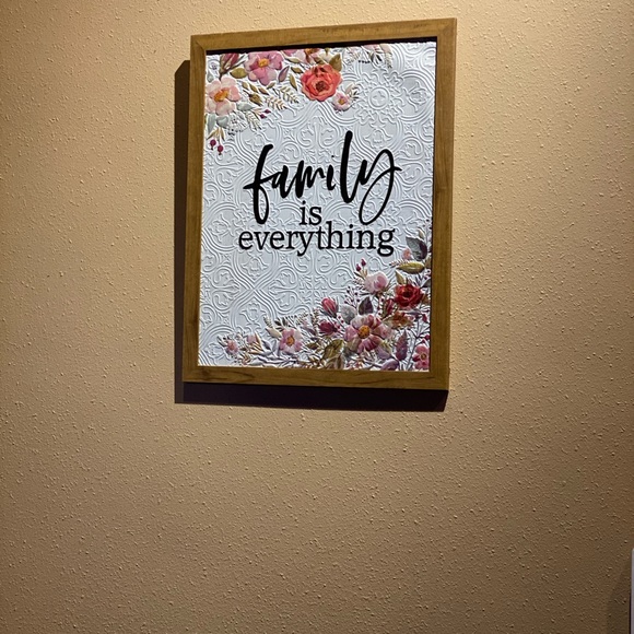 Meet your Posher, Jennifer - Picture 1 of 1